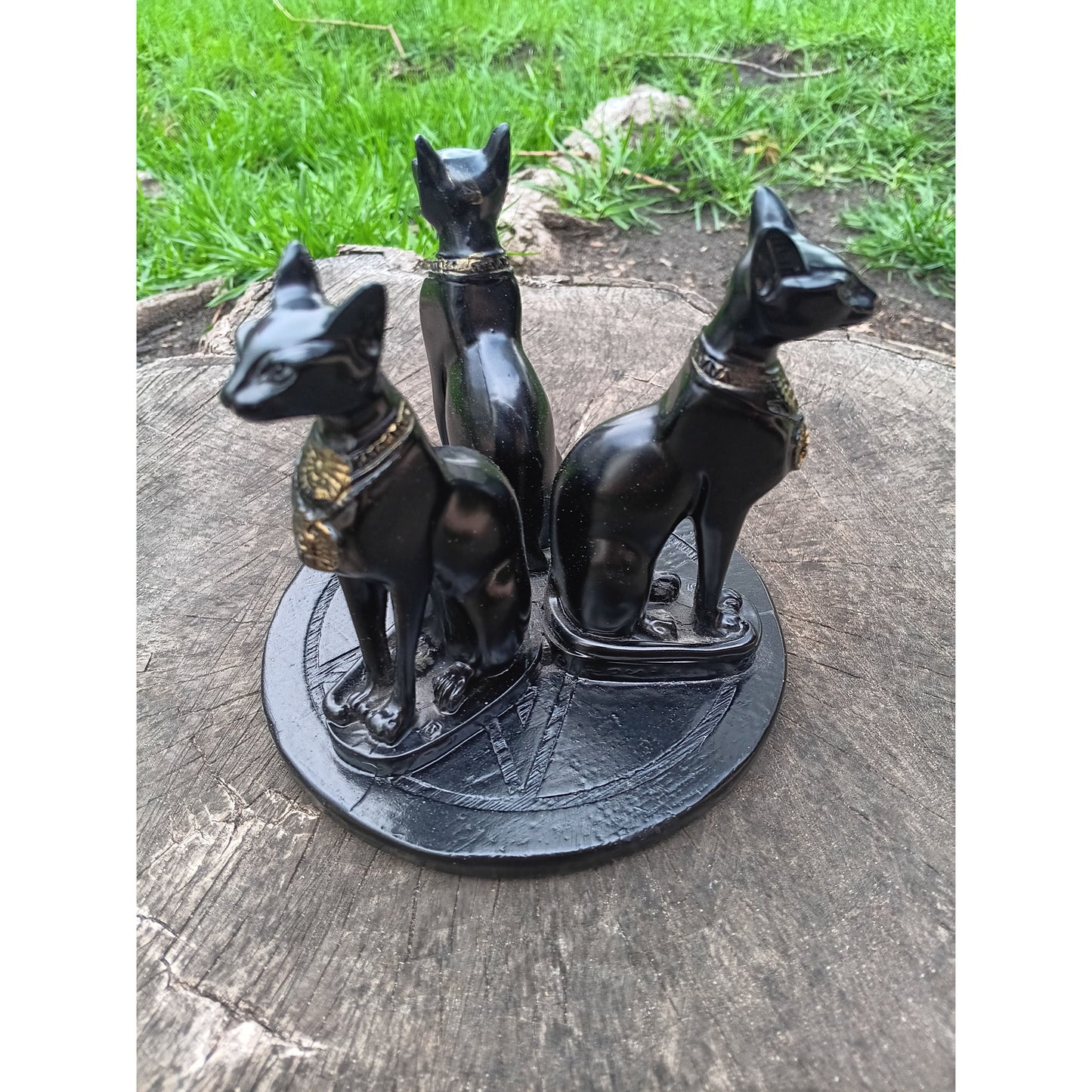 Egyptian Bastet Cat Guardian Pentacle Sphere Holder – Triple Feline Protection for Crystals & Altars