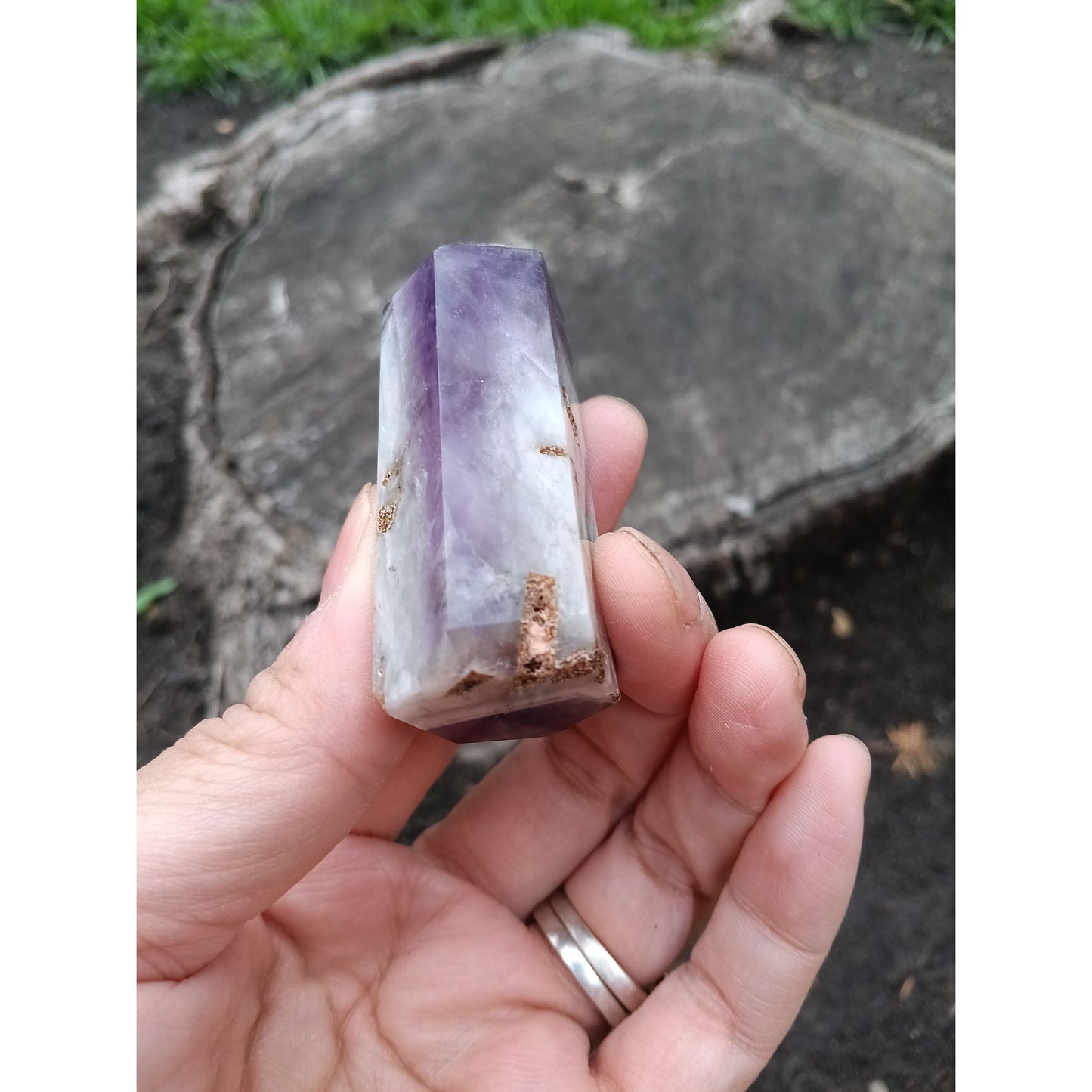 Dream Amethyst Tower with Clear Quartz Band – Healing Crystal for Intuition & Clarity