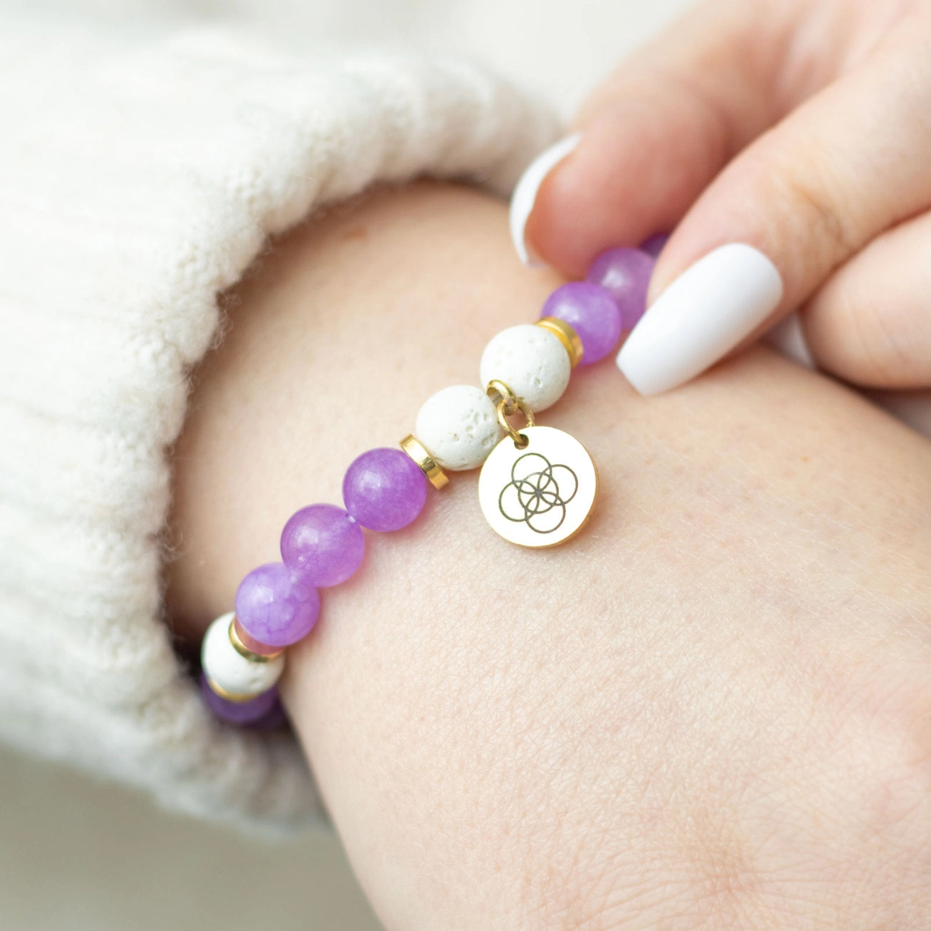 Anti-Anxiety Lava Bead & Amethyst Essential Oil Bracelet Gift Set