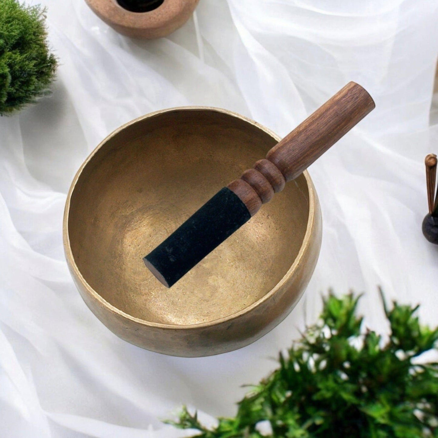 Hand Hammered Singing Bowl with Mallet – 5.75" Authentic Meditation Tool