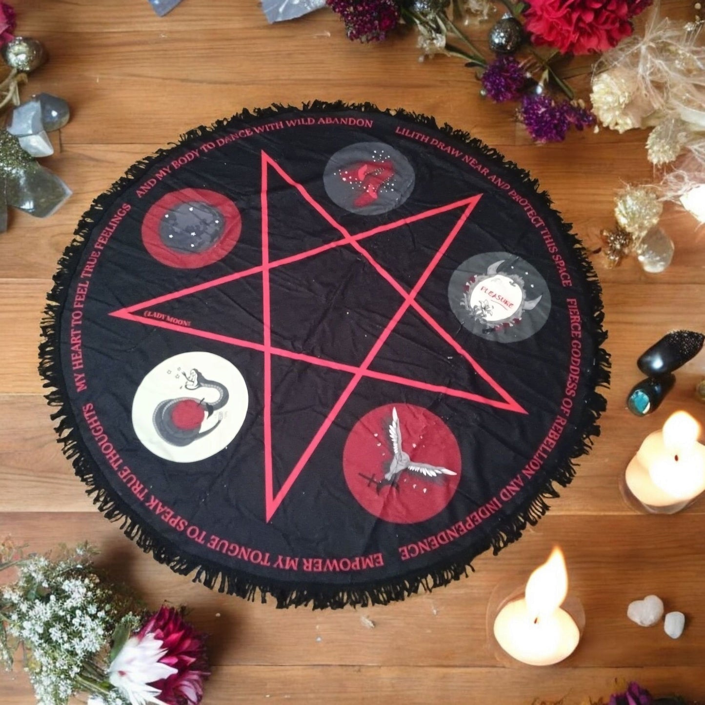 Traveling Spell Space – Lilith Edition | Portable Altar Mat