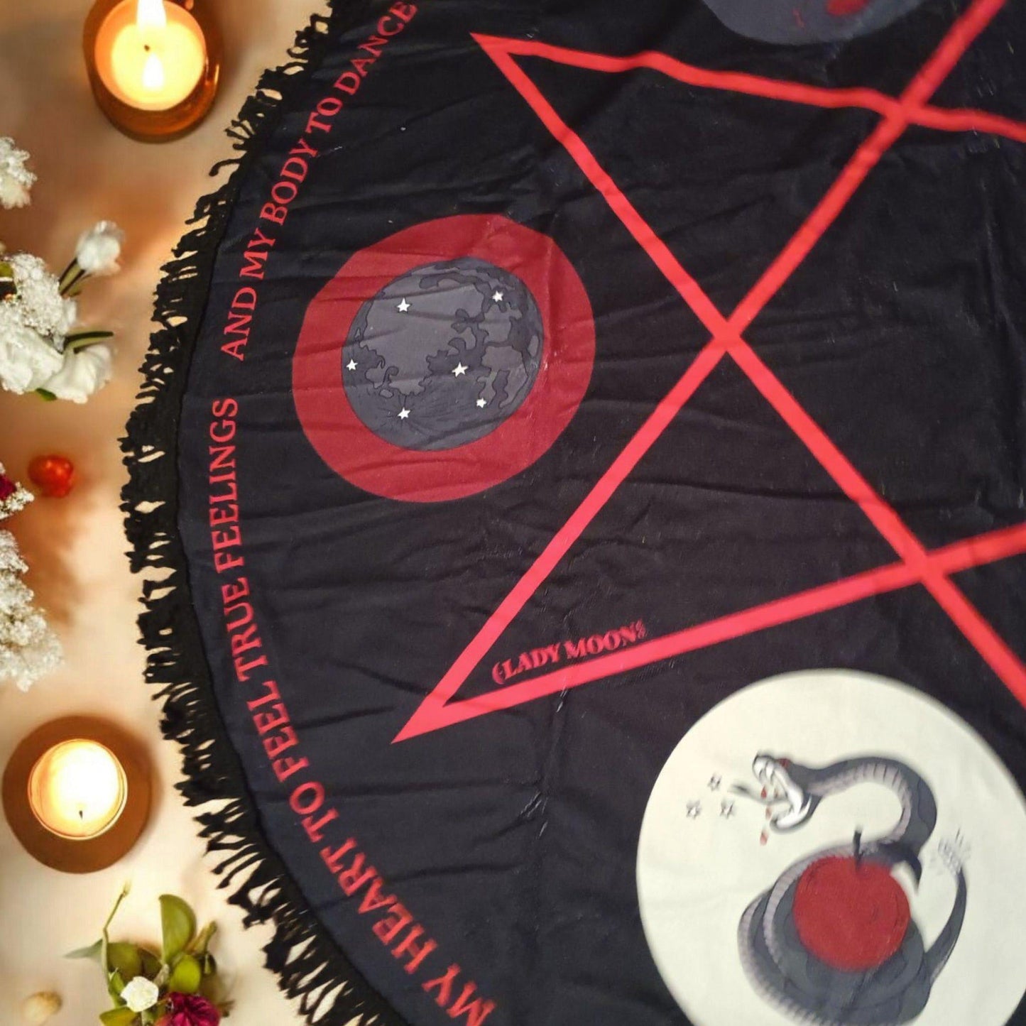 Traveling Spell Space – Lilith Edition | Portable Altar Mat