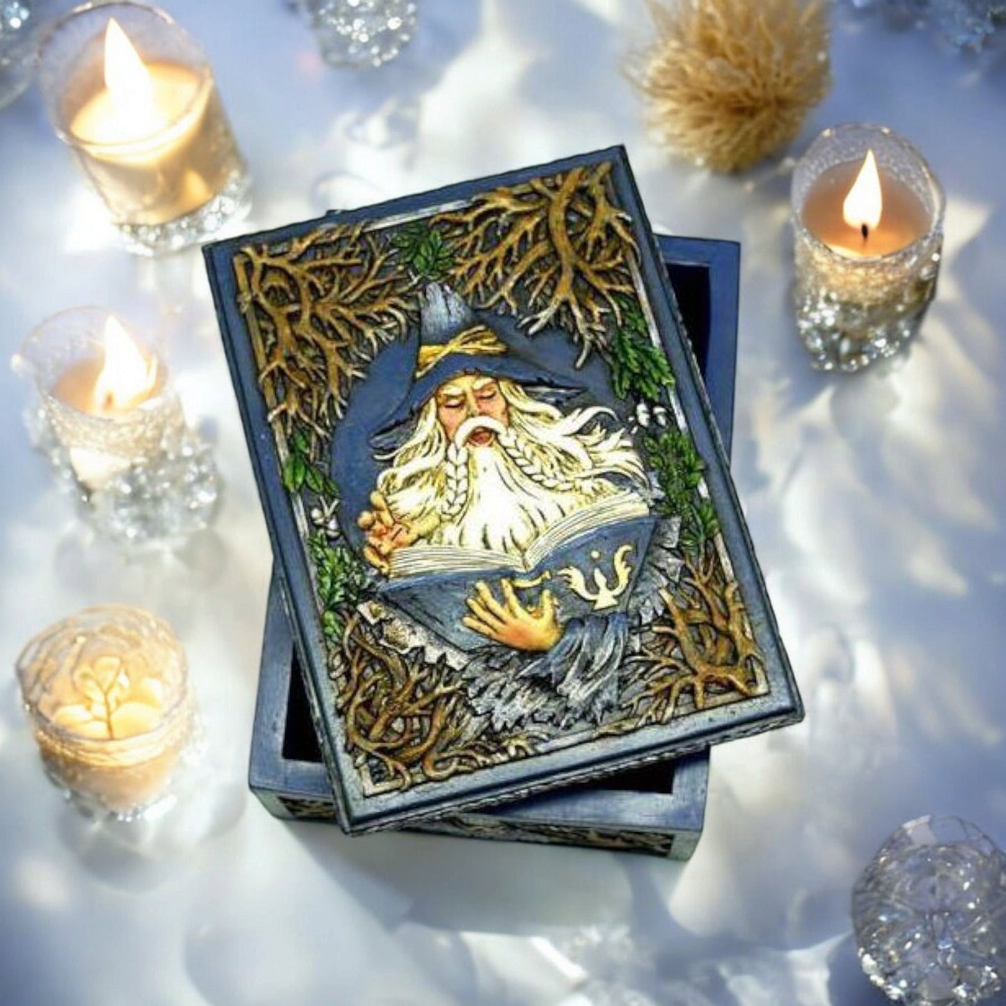 Wizard Tarot Box – Hand-Painted Resin Storage for Tarot Cards, Runes & Keepsakes