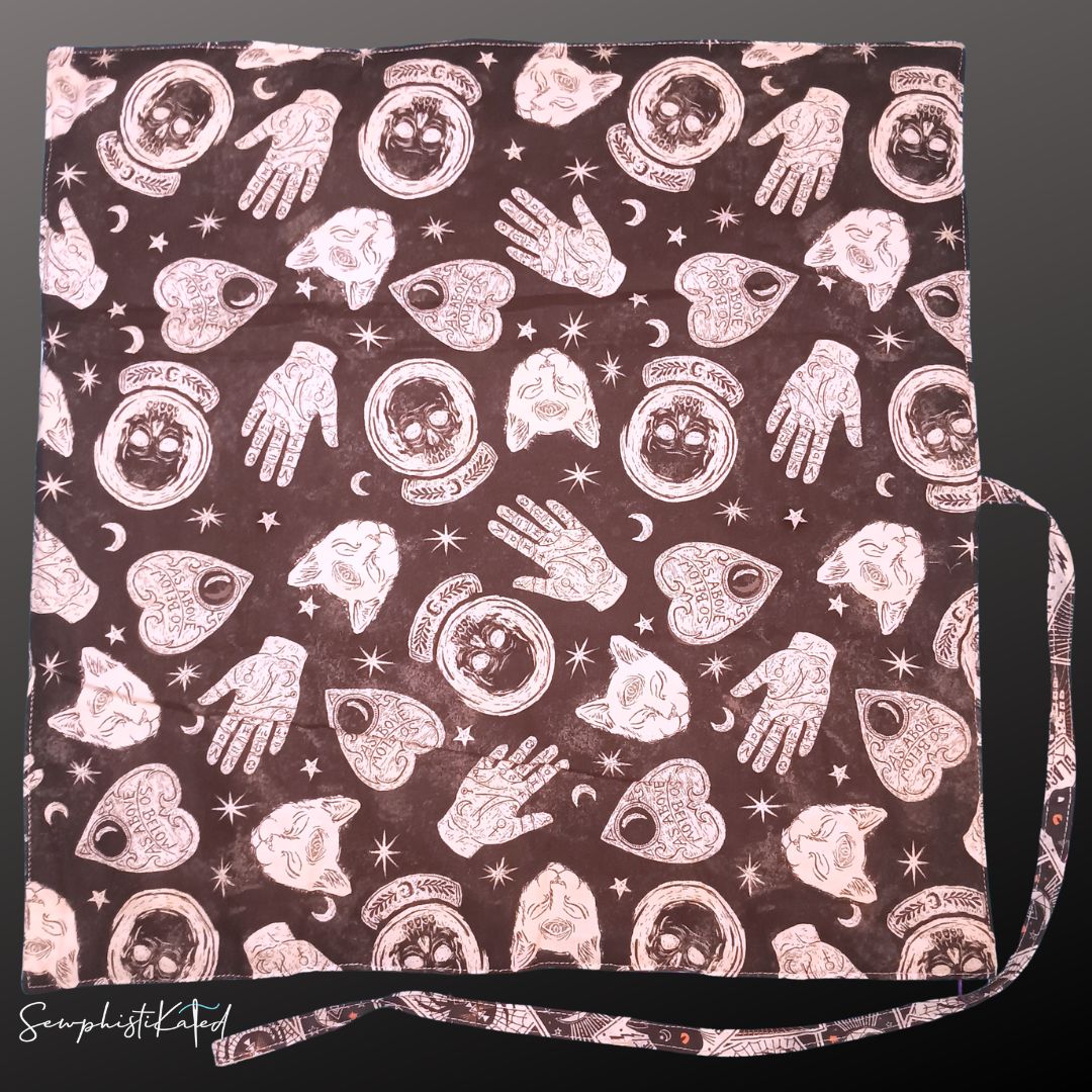 Black Cat Tarot & Divination Deck Wrap, Reading Mat & Altar Cloth