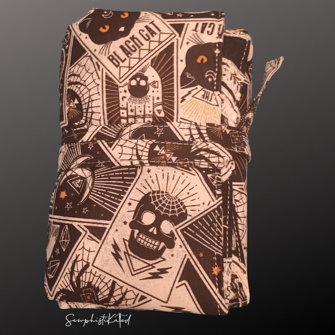 Black Cat Tarot & Divination Deck Wrap, Reading Mat & Altar Cloth