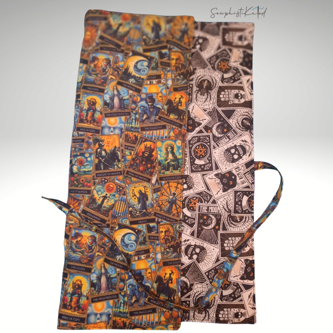 Classic Tarot & Black Cat Reading Mat, Deck Wrap & Altar Cloth | Reversible Padded Tarot Accessory