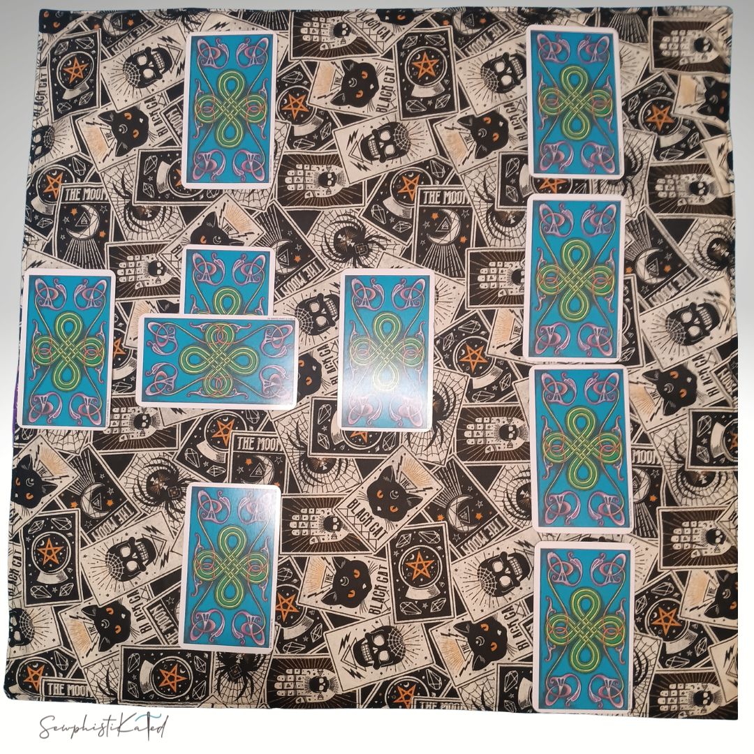 Classic Tarot & Black Cat Reading Mat, Deck Wrap & Altar Cloth | Reversible Padded Tarot Accessory