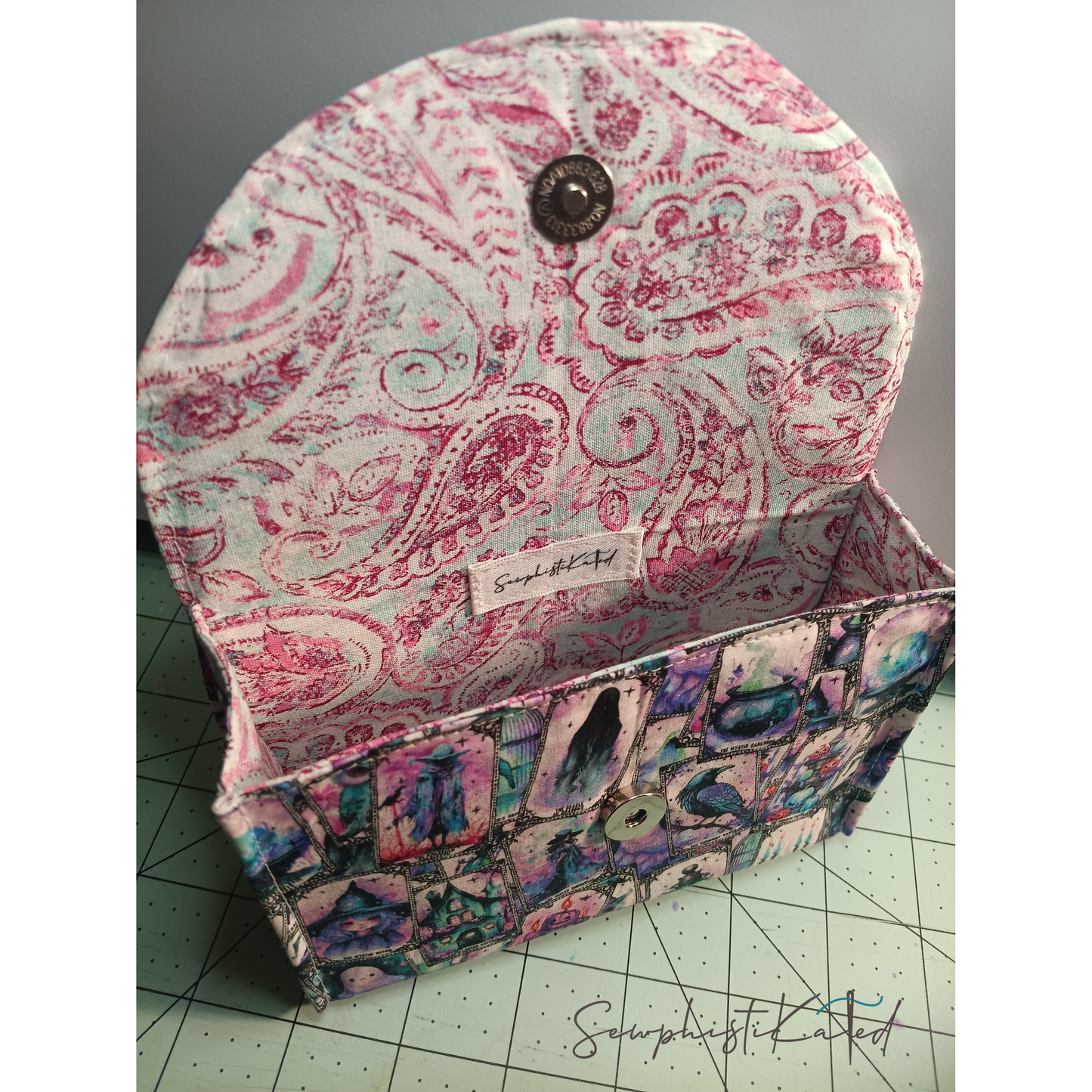 Mystic Pink Tarot Deck Case – Structured Witchy Card & Guidebook Holder