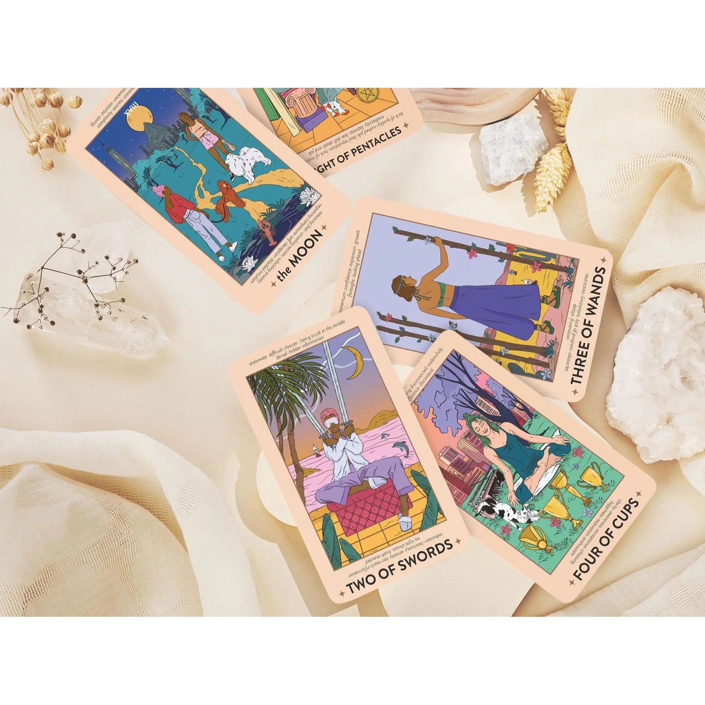 Neoteric Feminine Tarot Keyword Edition with Guidebook – Black & Gold Beginner Tarot Deck